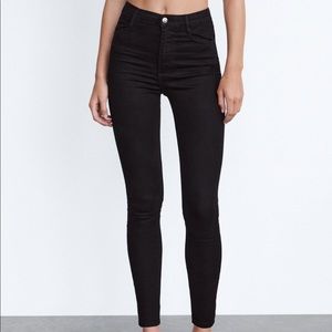 ZARA Super Elastic Jeggings in Black
